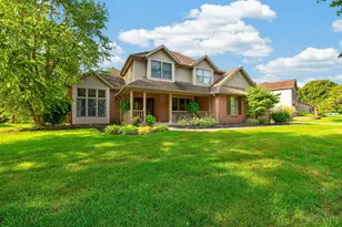 375 Gregorian Dr, Fairfield, OH 45014 - Photo 2