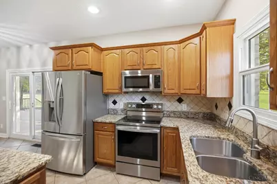 7260 Stone Ridge Drive, Springboro, OH 45066 - Photo 10