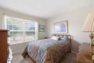 3251 Sycamore Woods Lane, Hamilton, OH 45011 - Photo 6