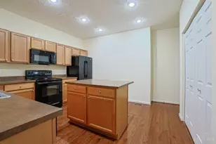 9371 Stoneybrooke, Springfield Township, OH 45231 - Photo 14