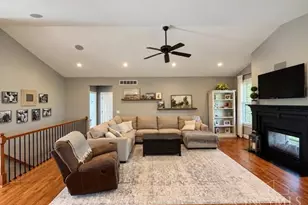 3889 Hickory Hollow Dr, Ross Township, OH 45013 - Photo 4