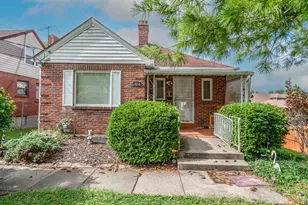 6815 Hampton Dr, Cincinnati, OH 45236 - Photo 2