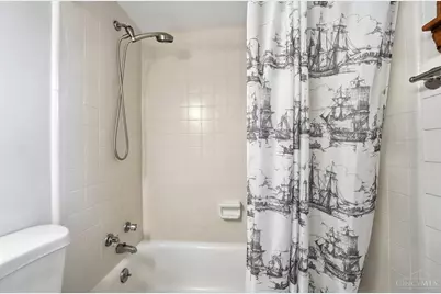 1020 Cloverfield Lane, Springfield Township, OH 45224 - Photo 22