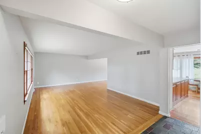 1020 Cloverfield Lane, Springfield Township, OH 45224 - Photo 2