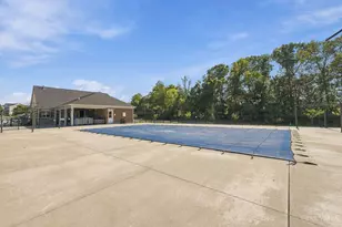 2669 Affirmed Dr, Hamilton Township, OH 45152 - Photo 44