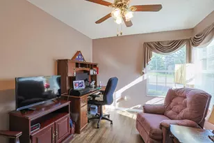 3826 Enterprise Cir, Colerain Township, OH 45252 - Photo 12