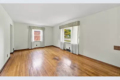 185 Gregory Lane, Hamilton, OH 45013 - Photo 16