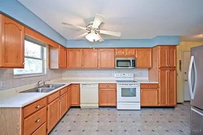 7011 Tradewind Court, Hamilton Township, OH 45039 - Photo 8