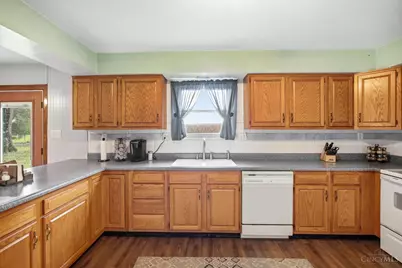7939 Conservancy Road, Germantown, OH 45327 - Photo 8