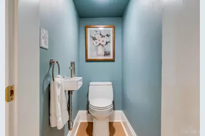 521 Milton Street, Cincinnati, OH 45202 - Photo 10