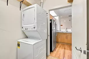 1150 Vine St, Cincinnati, OH 45202 - Photo 26
