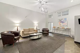 1150 Vine St, Cincinnati, OH 45202 - Photo 8