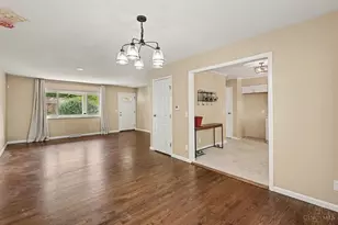 4371 Airycrest Ln, Green Township, OH 45211 - Photo 10