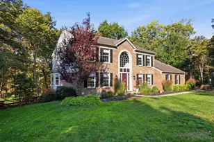 462 Windfern Forest Ln, Union Township, OH 45244 - Photo 2