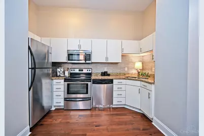 1326 Vine Street #B, Cincinnati, OH 45202 - Photo 18