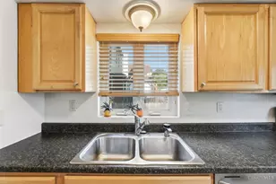 4942 Oaklawn Dr, Cincinnati, OH 45227 - Photo 18