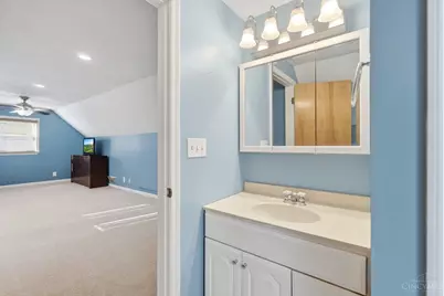 4942 Oaklawn Drive, Cincinnati, OH 45227 - Photo 38