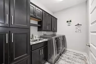 6538 Walnut Pt Wy, Liberty Township, OH 45011 - Photo 14