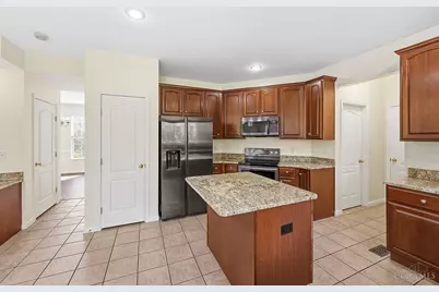 6398 Mueller Lakes, Loveland, OH 45140 - Photo 16