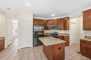 6398 Mueller Lakes Ln, Miami Township, OH 45140 - Photo 16