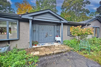 10611 Grimsby Lane, Evendale, OH 45241 - Photo 4
