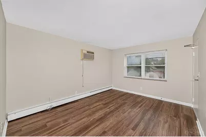 1275 Sunset Avenue, Cincinnati, OH 45205 - Photo 8