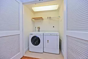 30 E Central Pkwy, Cincinnati, OH 45202 - Photo 42