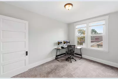 1121 Gilsey Avenue, Cincinnati, OH 45205 - Photo 22