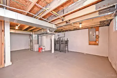5748 Bramble Avenue, Cincinnati, OH 45227 - Photo 38
