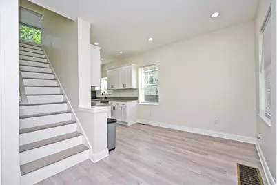 5748 Bramble Avenue, Cincinnati, OH 45227 - Photo 10