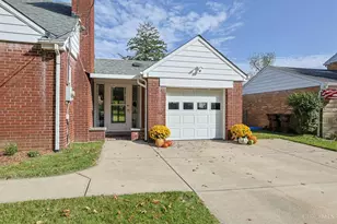 7656 Gwenwyn Dr, Amberley, OH 45236 - Photo 34