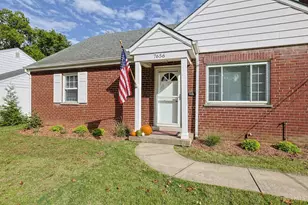 7656 Gwenwyn Dr, Amberley, OH 45236 - Photo 2