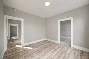 529 Knightsbridge Dr, Hamilton, OH 45011 - Photo 6