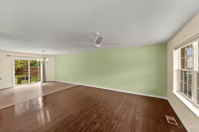 11048 Margaretta Avenue, Blue Ash, OH 45242 - Photo 10