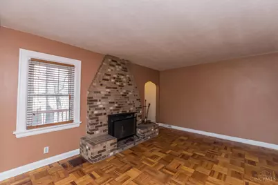 503 McAlpin Avenue, Cincinnati, OH 45220 - Photo 2