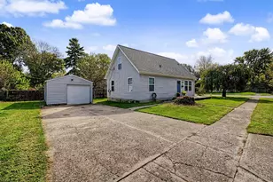 82 Cherokee Dr, Saint Clair Township, OH 45013 - Photo 1