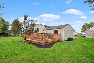 11614 New Hope Dr, Forest Park, OH 45240 - Photo 2