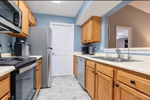 9610 Crosley Farm Dr, Cincinnati, OH 45251 - Photo 14