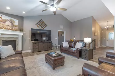 156 Wolf Creek, Carlisle, OH 45005 - Photo 14