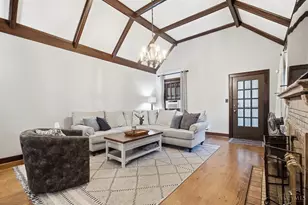 2825 Langdon Farm Rd, Cincinnati, OH 45212 - Photo 10