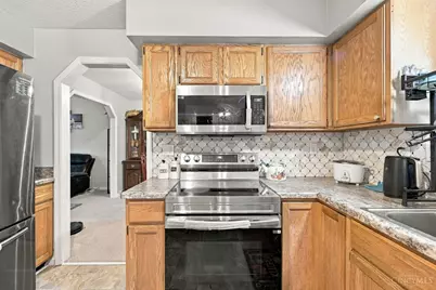 6387 Holloway Drive, Liberty Township, OH 45044 - Photo 12