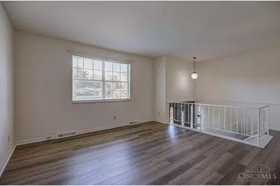 6172 Winding, Maineville, OH 45039 - Photo 2