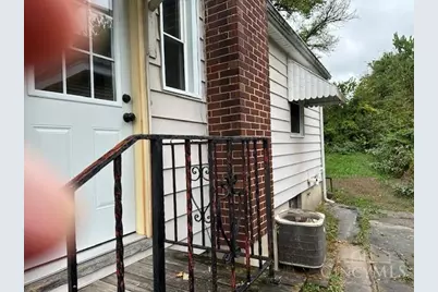 7549 Ross Avenue, Springfield Township, OH 45237 - Photo 2