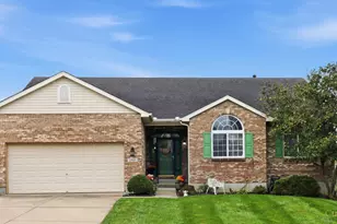 2949 Audubon Dr, Fairfield Township, OH 45011 - Photo 2