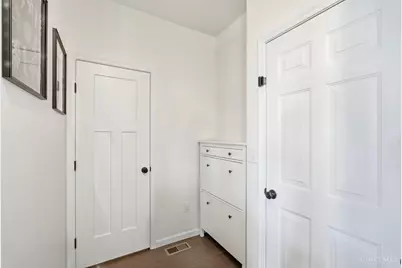1376 Eagle Boulevard, Hamilton Township, OH 45039 - Photo 14