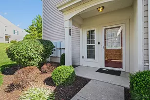 956 Crossing Pointe, Springfield Township, OH 45231 - Photo 1