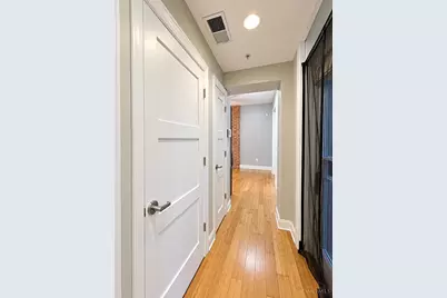 1338 Vine Street #C, Cincinnati, OH 45202 - Photo 6