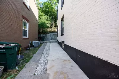 124 Valencia Street #1, Cincinnati, OH 45219 - Photo 26