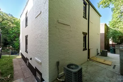 124 Valencia Street #1, Cincinnati, OH 45219 - Photo 30