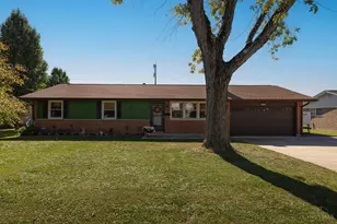3804 Lewis St, Middletown, OH 45044 - Photo 1
